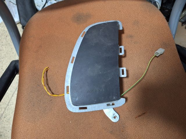 bontott PEUGEOT 807 Bal Oldallégzsák