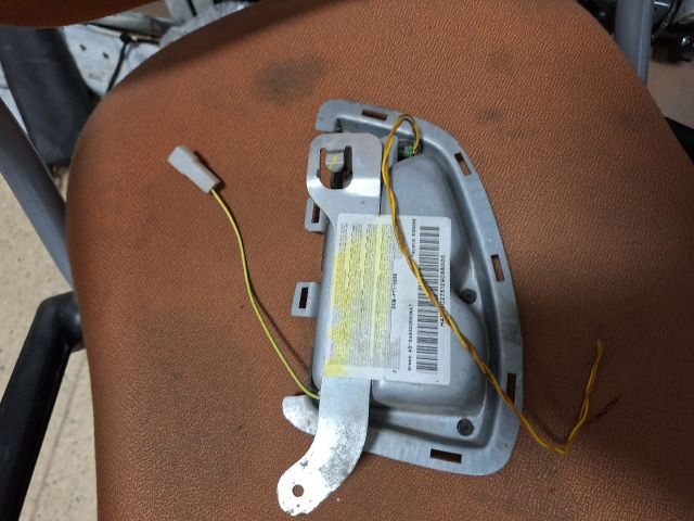 bontott PEUGEOT 807 Bal Oldallégzsák