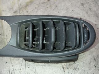 bontott PEUGEOT 807 Bal Szellőző