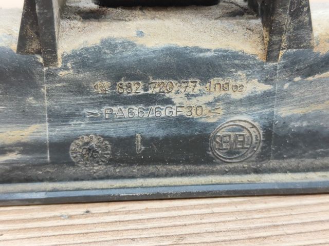 bontott PEUGEOT 807 Csomagtér Nyitó Kar / Gomb