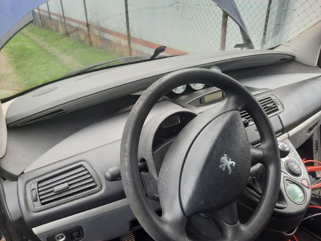 bontott PEUGEOT 807 Csomagtérajtó Burkolat (Részeivel)