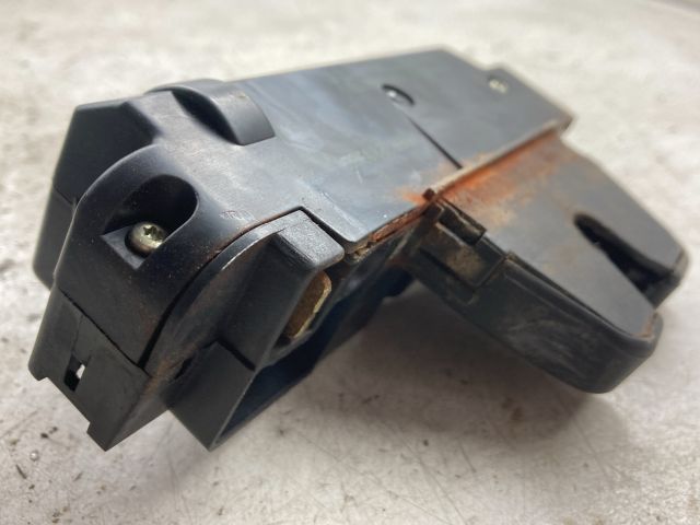 bontott PEUGEOT 807 Csomagtérajtó Zárszerkezet