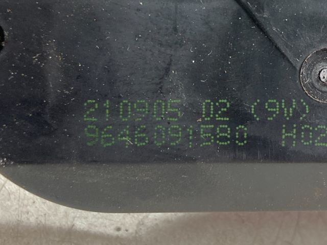 bontott PEUGEOT 807 Csomagtérajtó Zárszerkezet