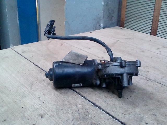 bontott PEUGEOT 807 Első Ablaktörlő Motor