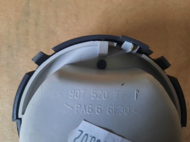 bontott PEUGEOT 807 Első Hamutartó