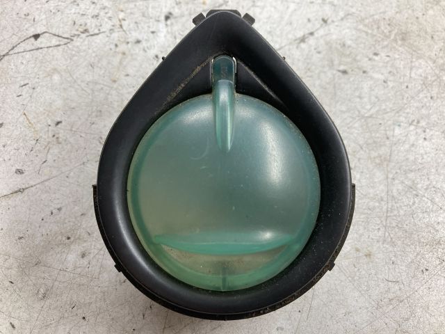 bontott PEUGEOT 807 Első Hamutartó