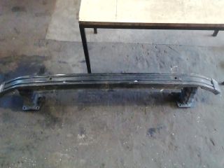 bontott PEUGEOT 807 Első Lökhárító Merevítő (Fém)