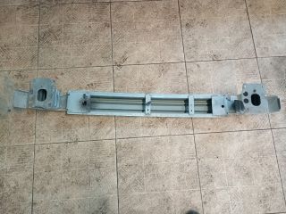 bontott PEUGEOT 807 Első Lökhárító Merevítő (Fém)