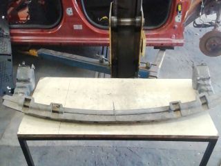 bontott PEUGEOT 807 Első Lökhárító Merevítő (Fém)