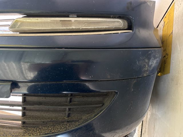 bontott PEUGEOT 807 Első Lökhárító (Részeivel)