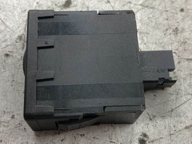 bontott PEUGEOT 807 Fényszórómagasság Állító Kapcsoló