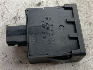 bontott PEUGEOT 807 Fényszórómagasság Állító Kapcsoló