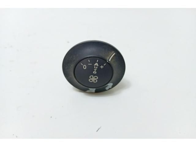 bontott PEUGEOT 807 Fényszórómagasság Állító Kapcsoló