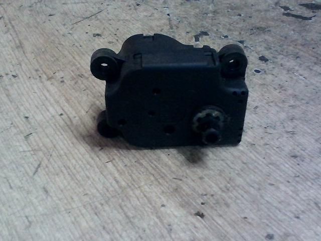 bontott PEUGEOT 807 Fűtés Állító Motor