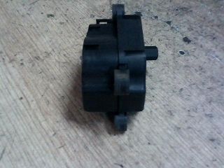 bontott PEUGEOT 807 Fűtés Állító Motor