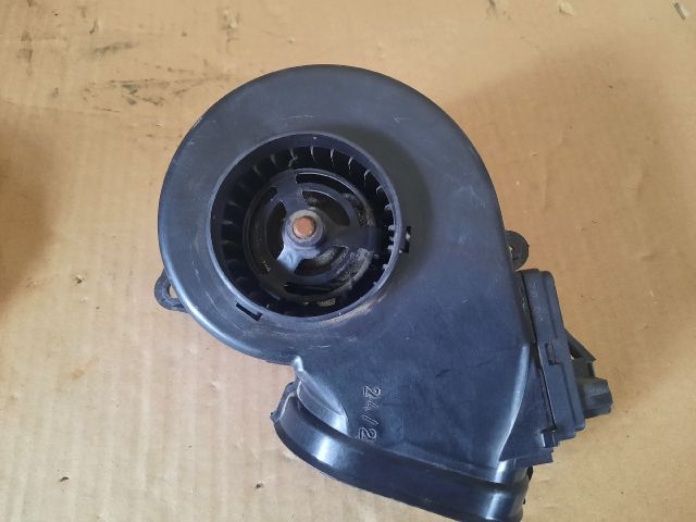 bontott PEUGEOT 807 Fűtőmotor (Klímás)