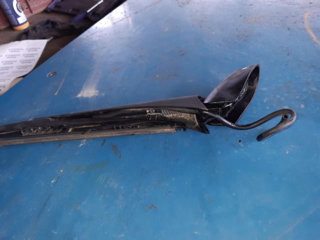 bontott PEUGEOT 807 Hátsó Ablaktörlő Kar