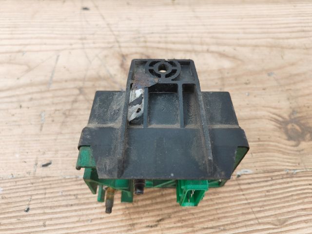 bontott PEUGEOT 807 Izzító Relé