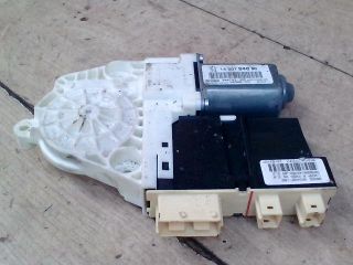 bontott PEUGEOT 807 Jobb első Ablakemelő Motor