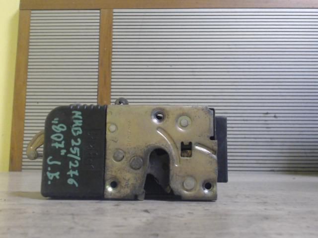 bontott PEUGEOT 807 Jobb első Ajtózár