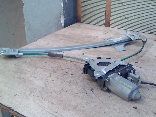 bontott PEUGEOT 807 Jobb hátsó Ablakemelő Szerkezet (Elektromos)