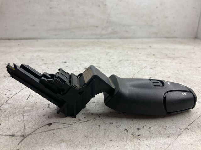 bontott PEUGEOT 807 Jobb Multikormány Kapcsoló