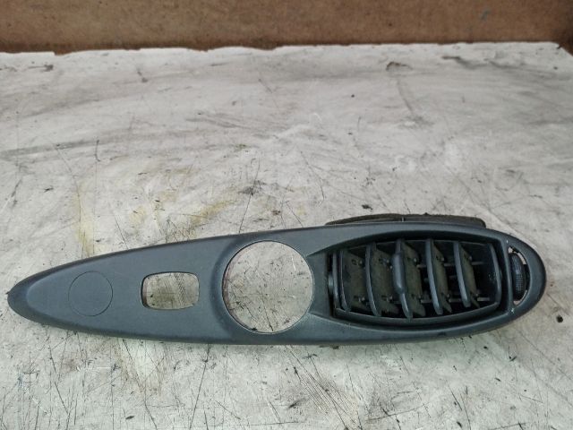 bontott PEUGEOT 807 Jobb Szellőző