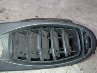 bontott PEUGEOT 807 Jobb Szellőző