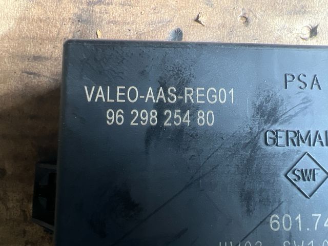 bontott PEUGEOT 807 Komfort Elektronika