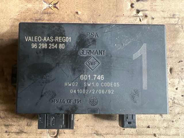 bontott PEUGEOT 807 Komfort Elektronika