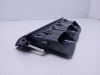 bontott PEUGEOT 807 Középső Szellőző