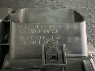 bontott PEUGEOT 807 Középső Szellőző