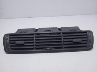 bontott PEUGEOT 807 Középső Szellőző