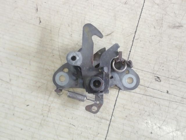 bontott PEUGEOT 807 Motorháztető Zárszerkezet