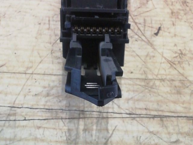 bontott PEUGEOT 807 Rádió / CD Kapcsoló