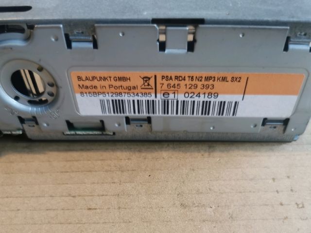 bontott PEUGEOT 807 Rádió / CD