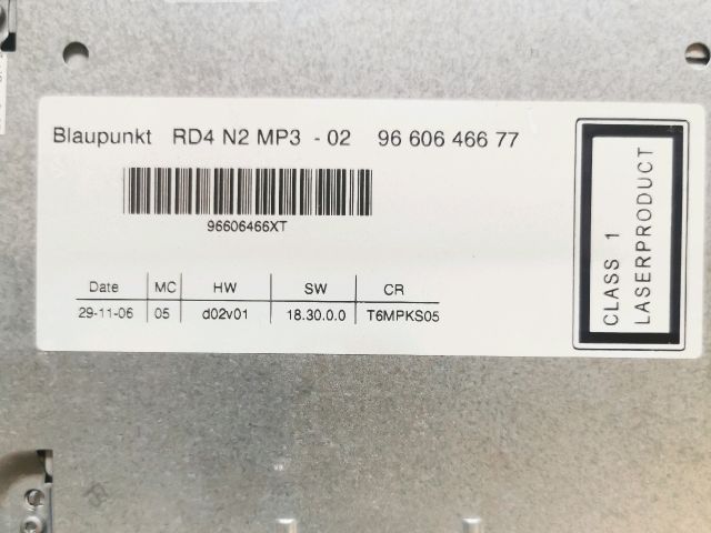 bontott PEUGEOT 807 Rádió / CD