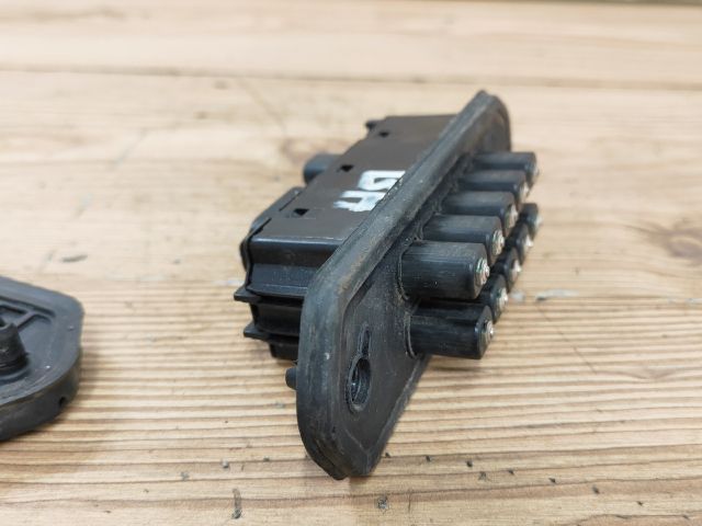 bontott PEUGEOT 807 Tolóajtó Érintkező