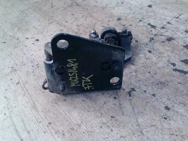 bontott PEUGEOT 807 Tolóajtó Sín Görgő