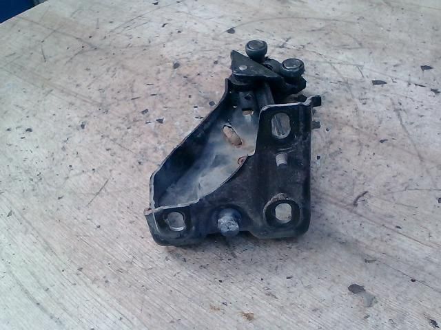 bontott PEUGEOT 807 Tolóajtó Sín Görgő