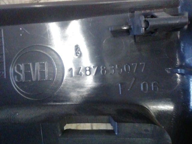 bontott PEUGEOT 807 Váltókar Keret