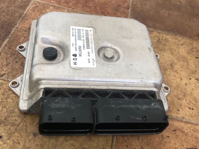 bontott PEUGEOT BIPPER Motorvezérlő