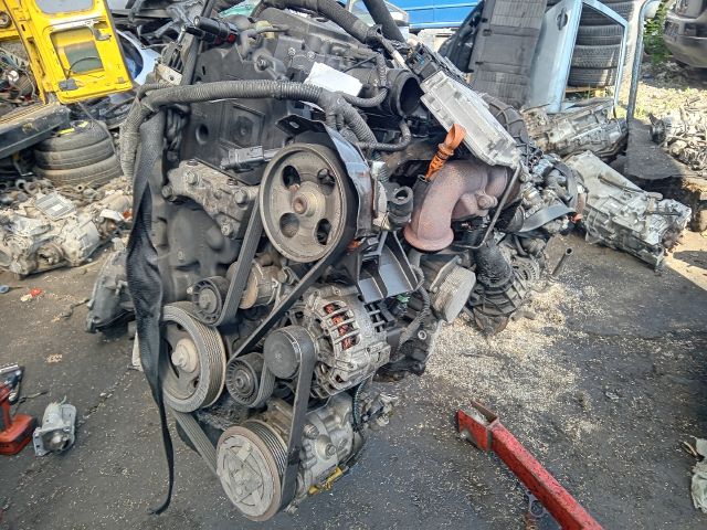 bontott PEUGEOT BIPPER Komplett Motor (Segédberendezésekkel)