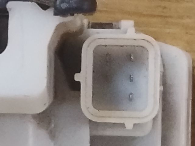 bontott PEUGEOT BIPPER Bal első Ajtózár