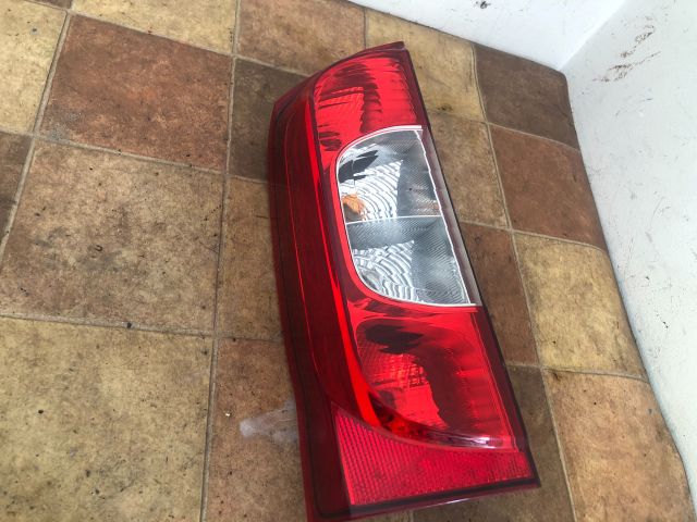 bontott PEUGEOT BIPPER Bal Hátsó Lámpa