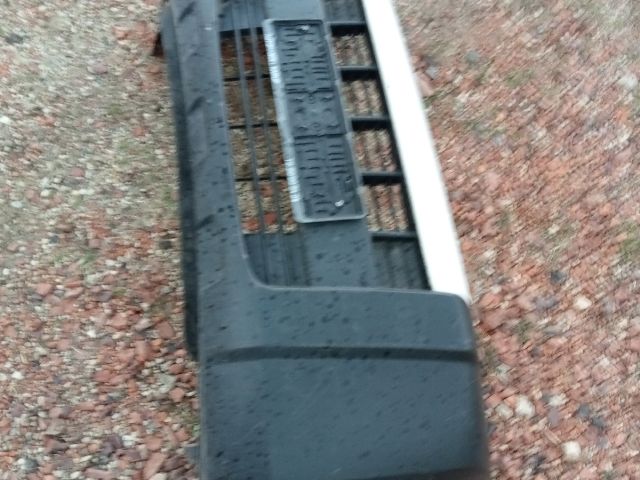 bontott PEUGEOT BIPPER Első Lökhárító (Részeivel)