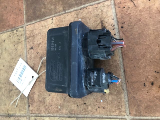 bontott PEUGEOT BIPPER Izzító Relé