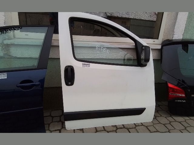 bontott PEUGEOT BIPPER Jobb első Ajtózár