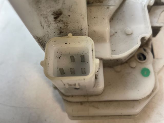 bontott PEUGEOT BIPPER Jobb első Ajtózár