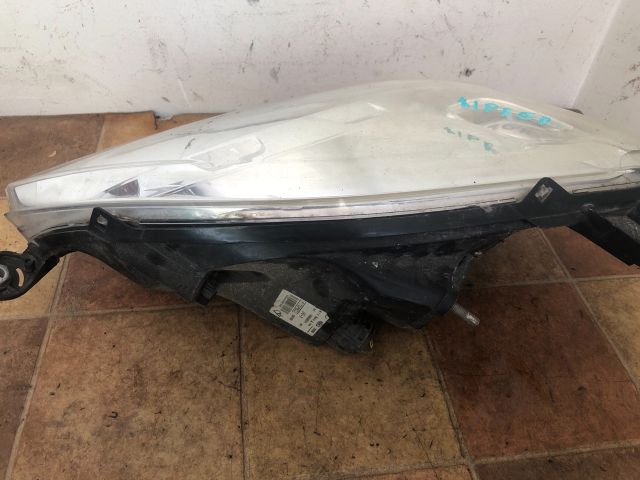 bontott PEUGEOT BIPPER Jobb Fényszóró